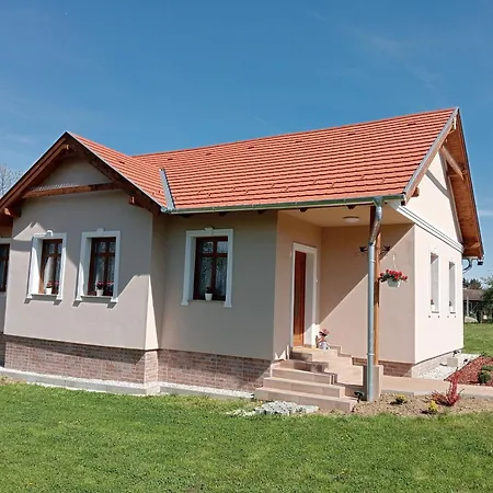 Vidéki-báj Appartement Szentgyorgyvolgy